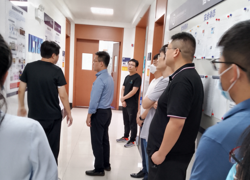 觀摩學(xué)習(xí)促發(fā)展，探討交流共進(jìn)步